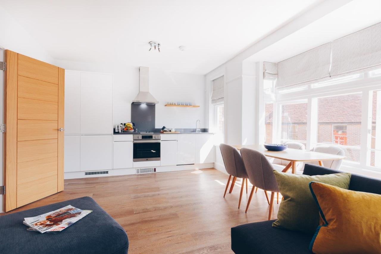 South Street Apartments Τσίτσεστερ Εξωτερικό φωτογραφία