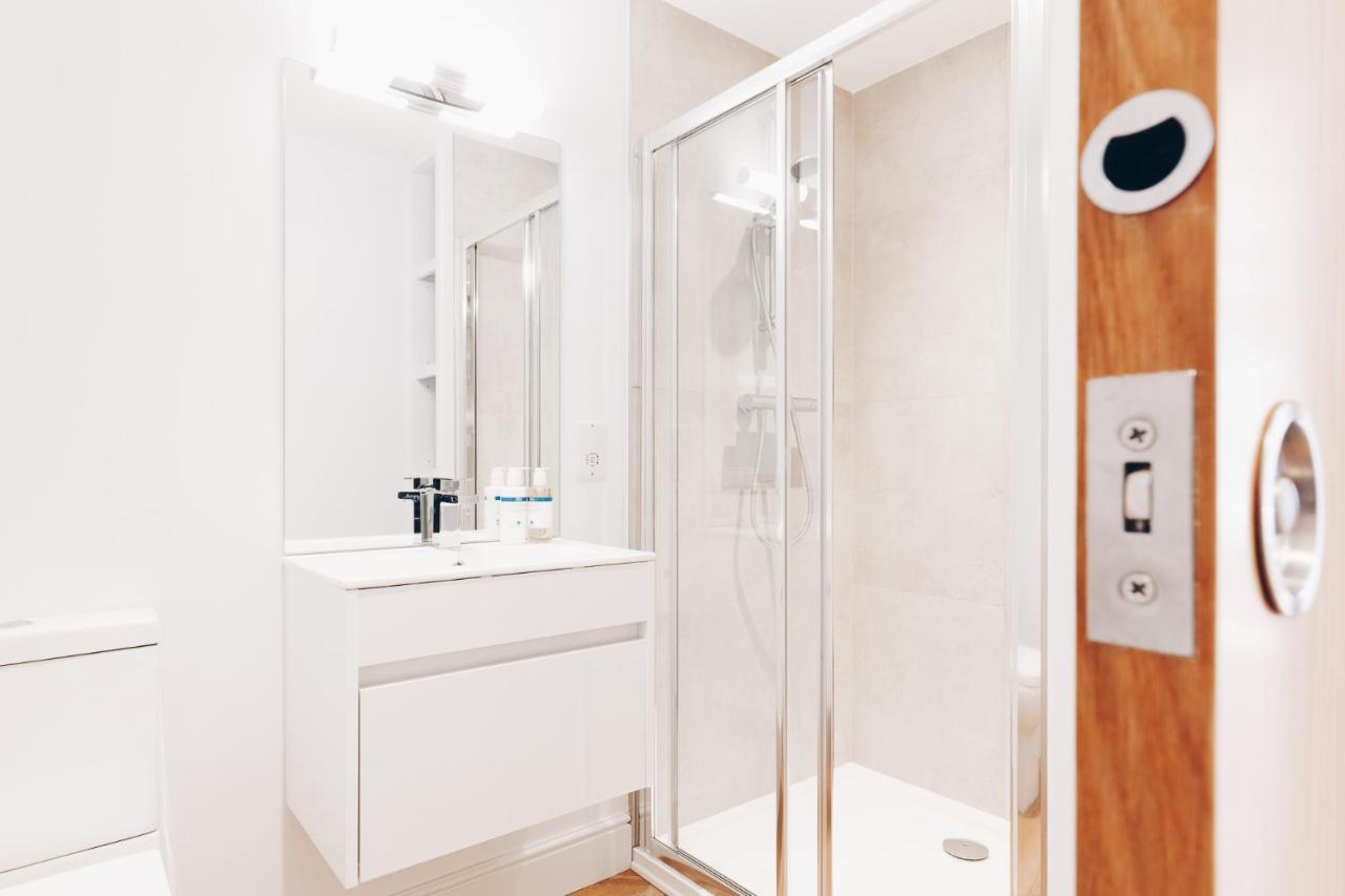 South Street Apartments Τσίτσεστερ Εξωτερικό φωτογραφία