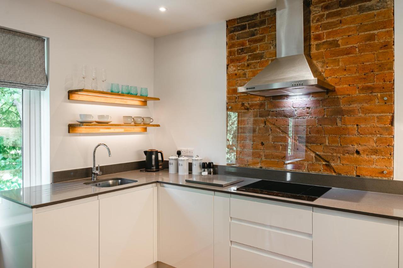 South Street Apartments Τσίτσεστερ Εξωτερικό φωτογραφία
